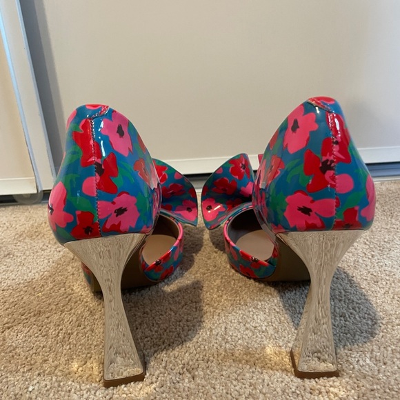 Betsey Johnson Teal and Hot Pink Floral Bow Pointed Pumps - Picture 3 of 4